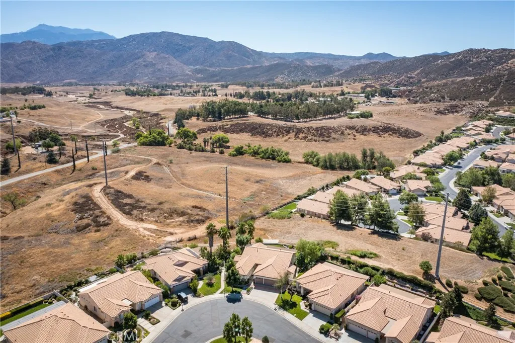 4800 Silverado Avenue, Banning, California 92220 home-pic-3