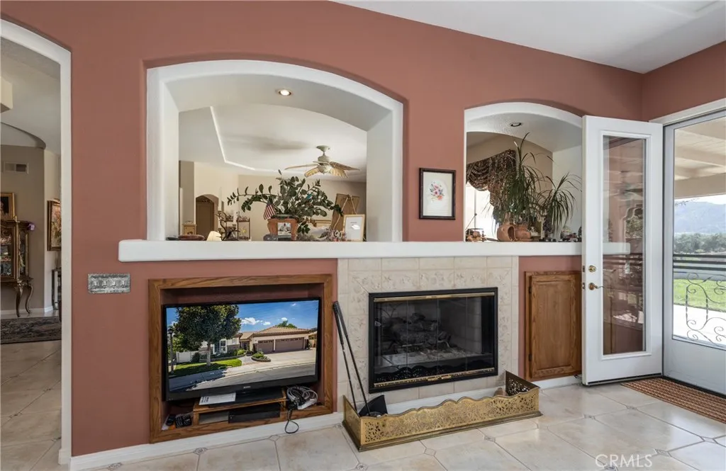 4800 Silverado Avenue, Banning, California 92220 home-pic-16