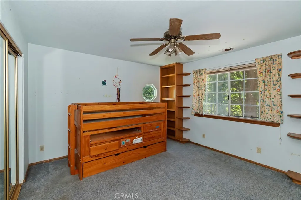 386 Garden Drive, Cedarpines Park, California 92322 home-pic-20