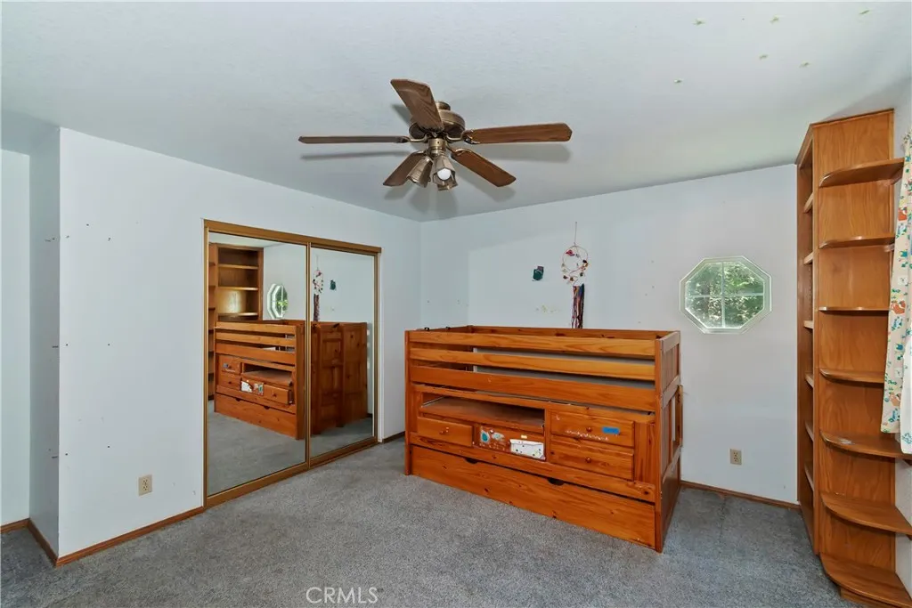 386 Garden Drive, Cedarpines Park, California 92322 home-pic-21
