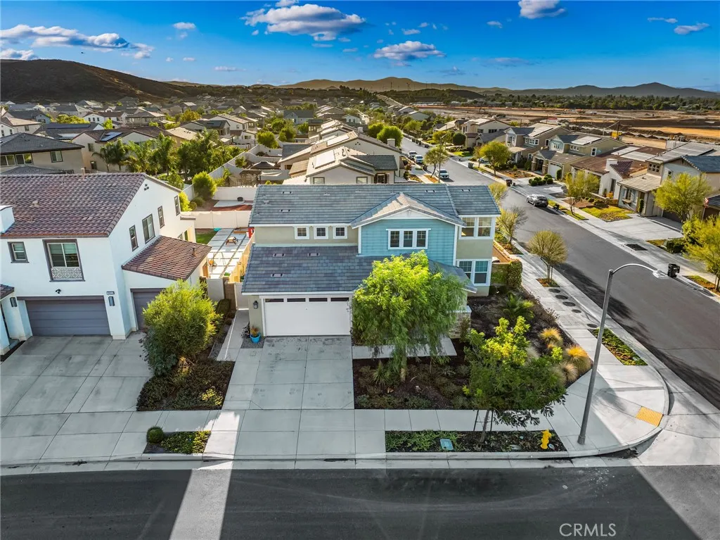 31009 Lusitano Circle, Menifee, California 92584 home-pic-3