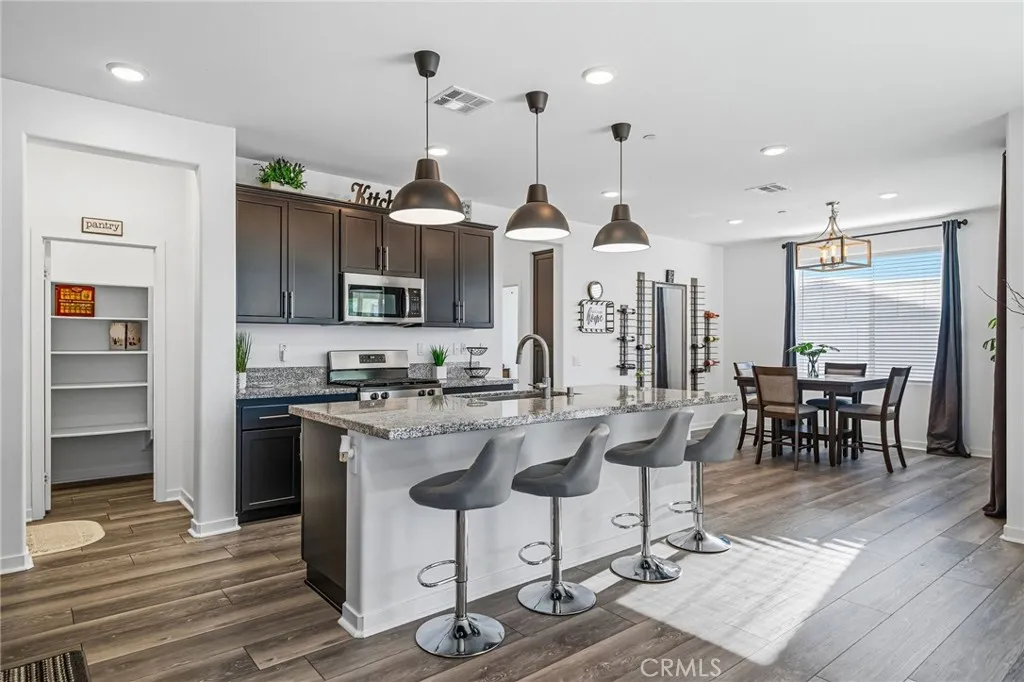 31009 Lusitano Circle, Menifee, California 92584 home-pic-14