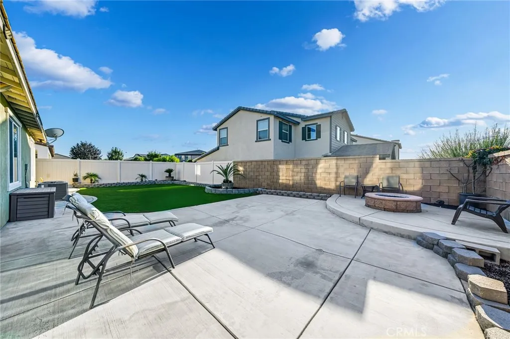 31009 Lusitano Circle, Menifee, California 92584 home-pic-39