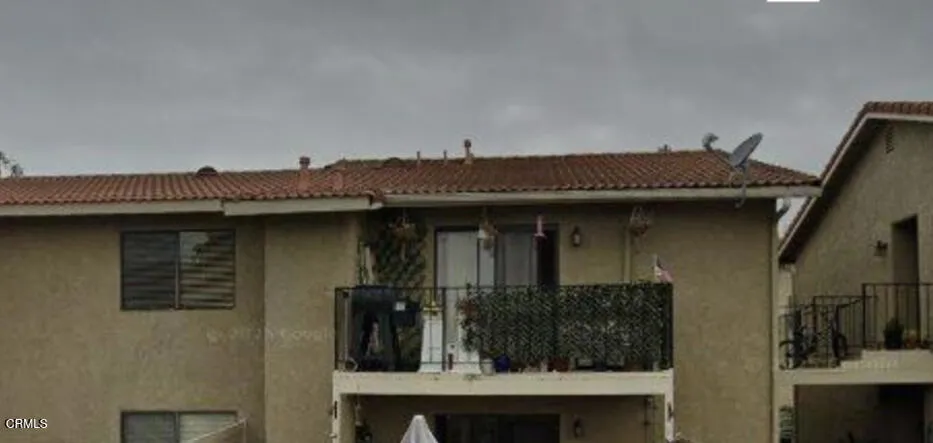 324 W Santa Barbara Street, Santa Paula, California 93060 home-pic-0