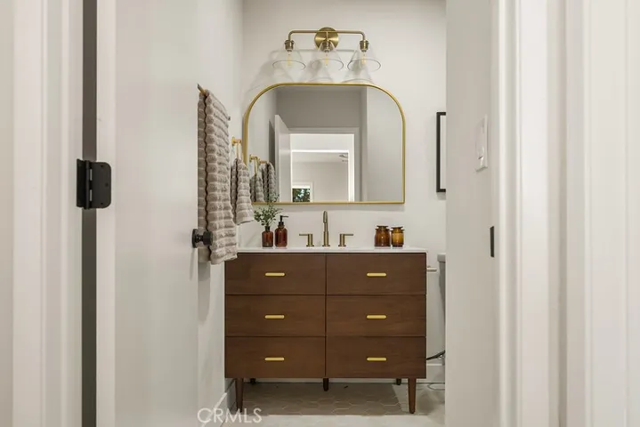 5421 Calle Mayor, Torrance, California 90505