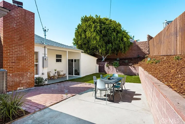5421 Calle Mayor, Torrance, California 90505