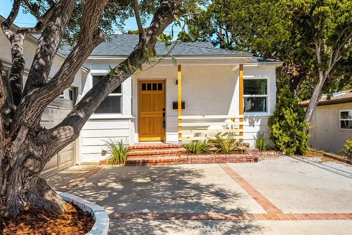 5421 Calle Mayor, Torrance, California 90505