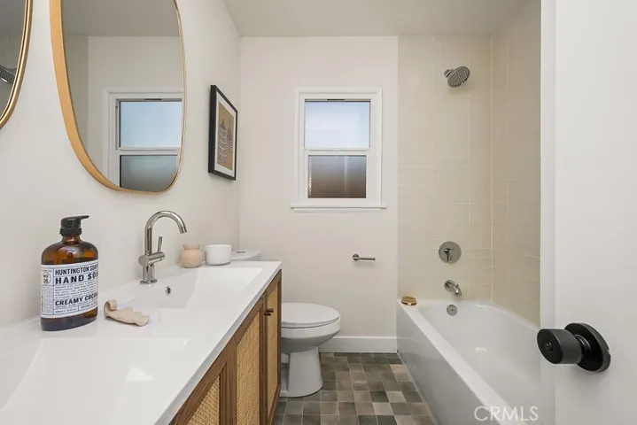 5421 Calle Mayor, Torrance, California 90505