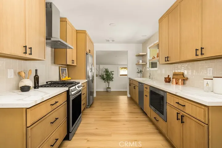5421 Calle Mayor, Torrance, California 90505
