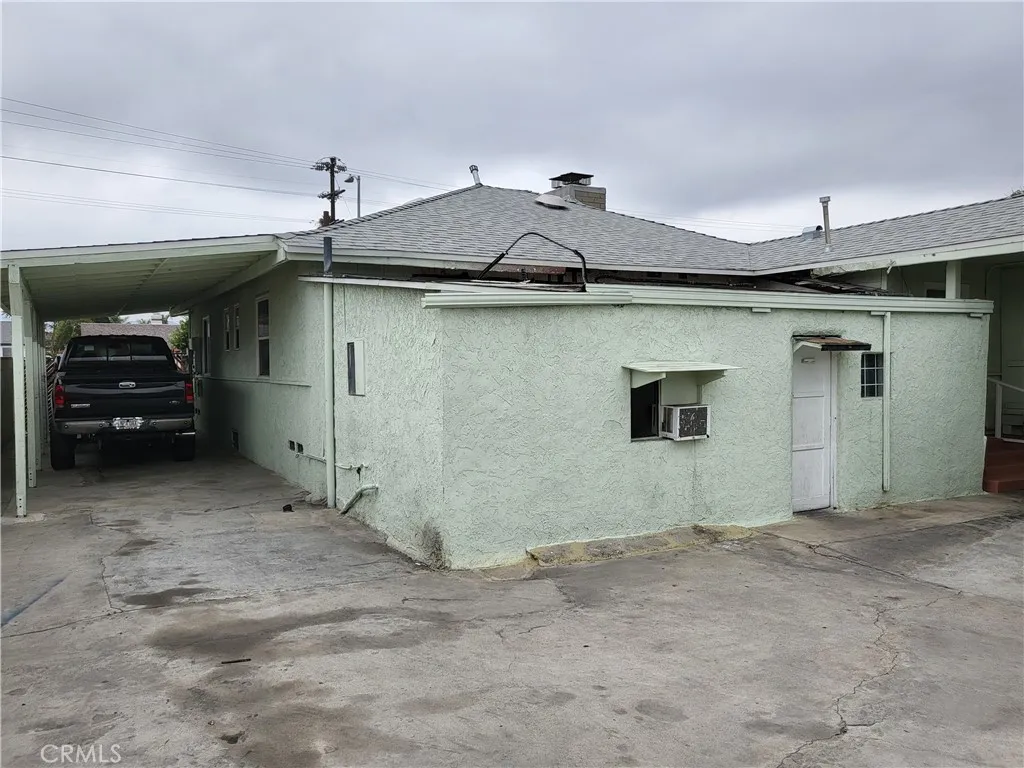 10842 Saticoy Street, Sun Valley, California 91352 home-pic-8