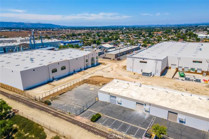 15562 Azusa Canyon Road D & E, Irwindale, California 91706