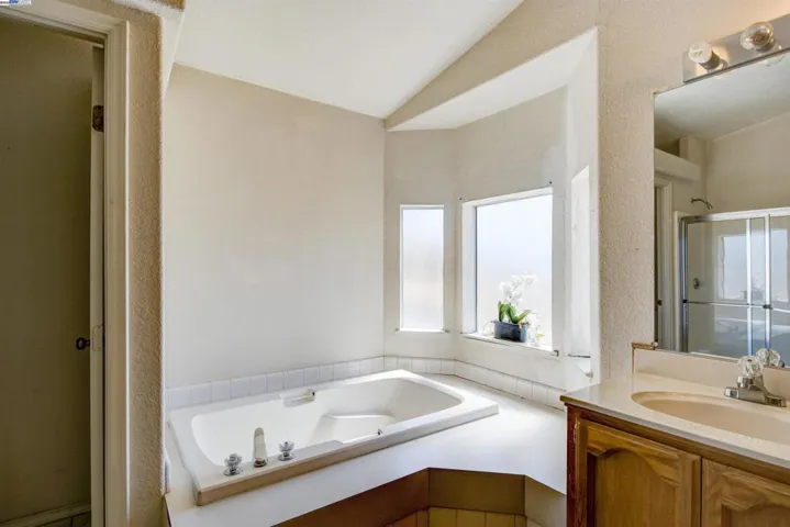 Main Home Master Bath