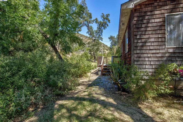 Groundskeepers Creekside Backyard