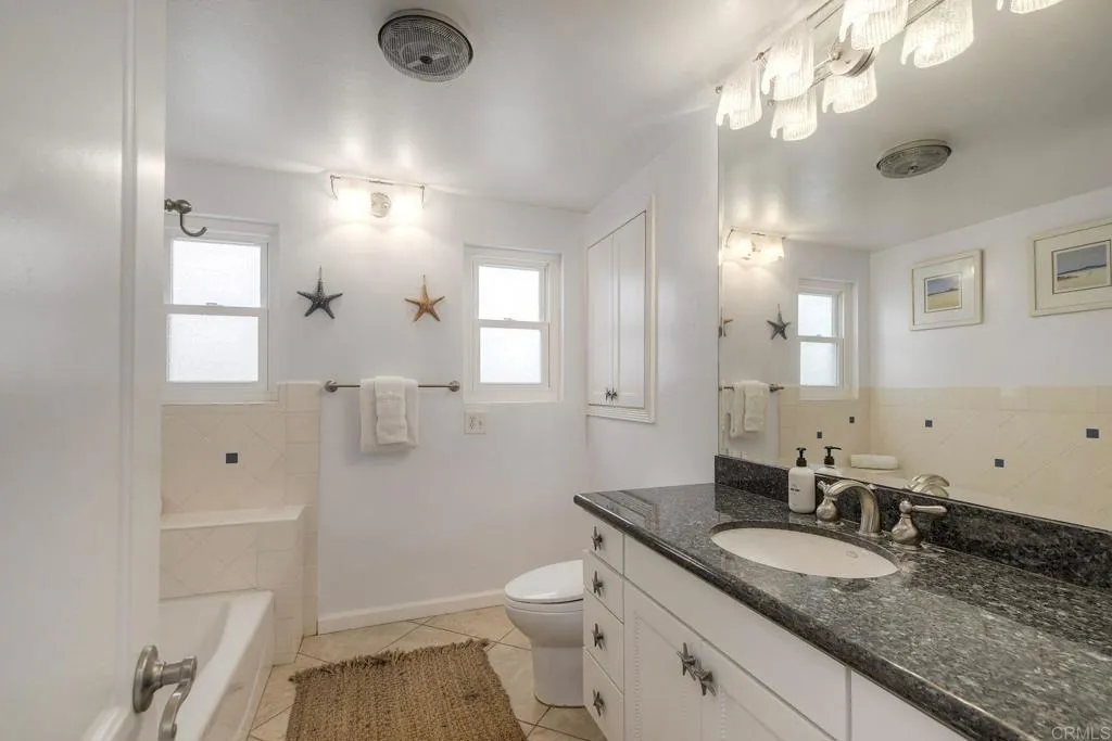 1409 S Pacific Street, Oceanside, California 92054 home-pic-32