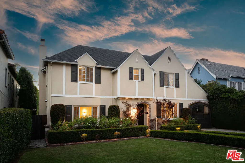 543 N June Street, Los Angeles, California 90004 home-pic-0