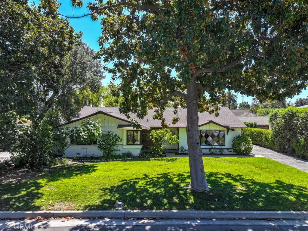 52 W Arthur Avenue, Arcadia, California 91007, 4 Bedrooms Bedrooms, ,3 BathroomsBathrooms,Residential,For Sale,Arthur,WS25200740