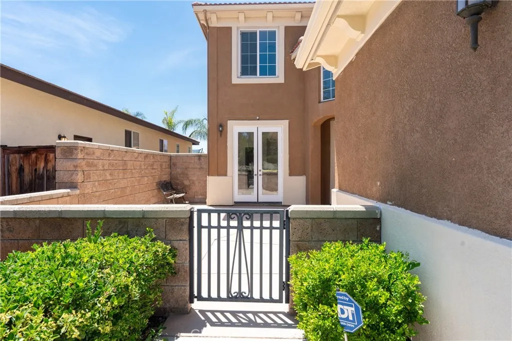 1725 Gazebo Lane, Hemet, California 92545 home-pic-3