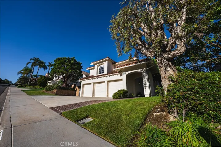 26742 Bridlewood Drive, Laguna Hills, California 92653