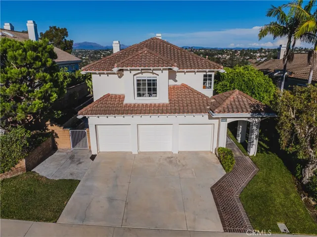 26742 Bridlewood Drive, Laguna Hills, California 92653