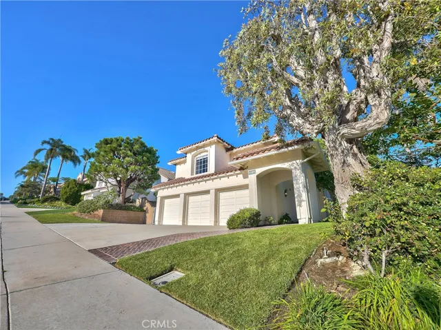 26742 Bridlewood Drive, Laguna Hills, California 92653