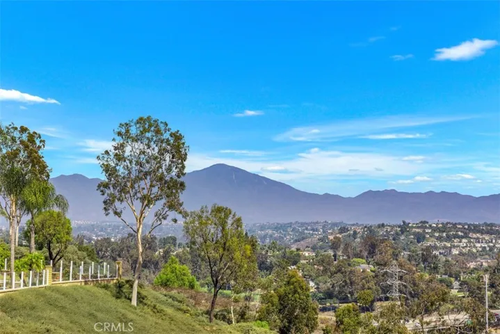 26742 Bridlewood Drive, Laguna Hills, California 92653