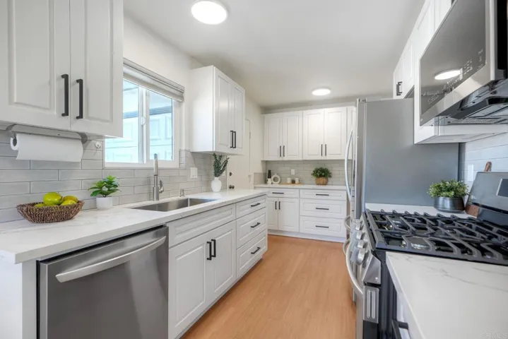 3567 Mira Pacific Drive, Oceanside, California 92056