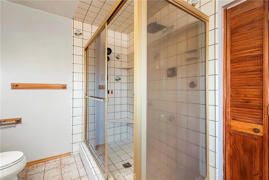 4636 E Avenue H, Lancaster, California 93535 home-pic-18