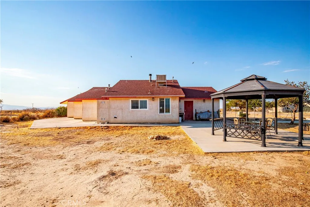 4636 E Avenue H, Lancaster, California 93535 home-pic-65
