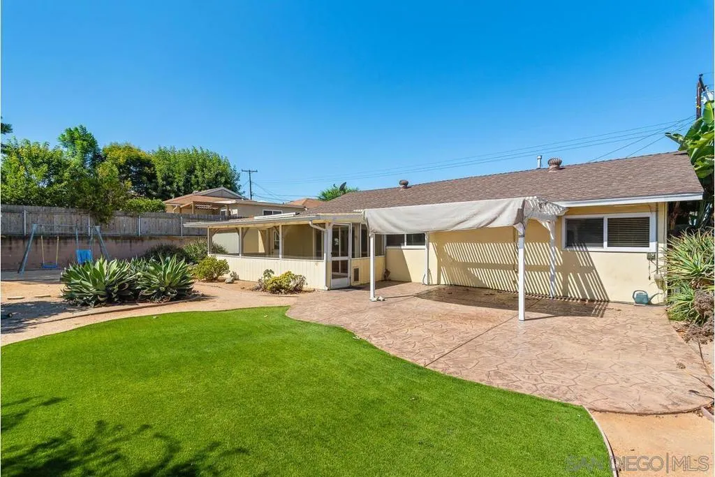 , San Diego, California 92119 home-pic-1