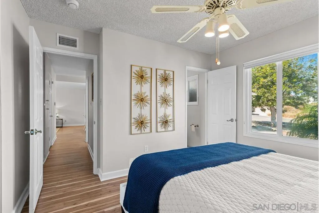 , San Diego, California 92119 home-pic-12