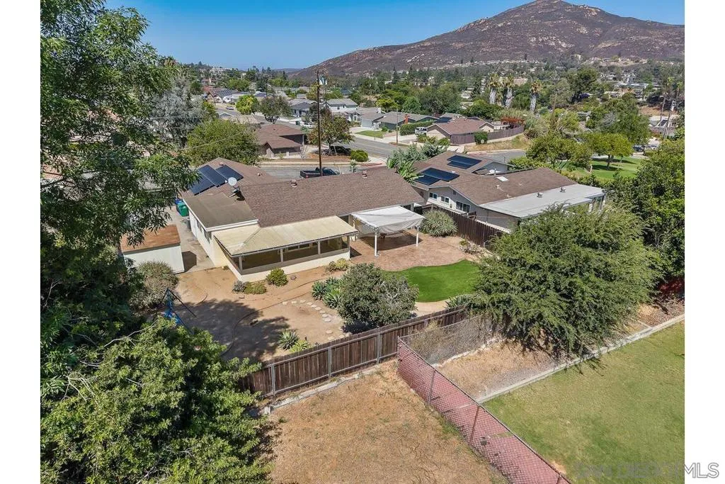 , San Diego, California 92119 home-pic-34