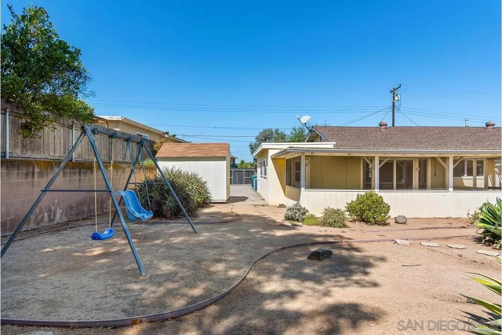 , San Diego, California 92119 home-pic-27