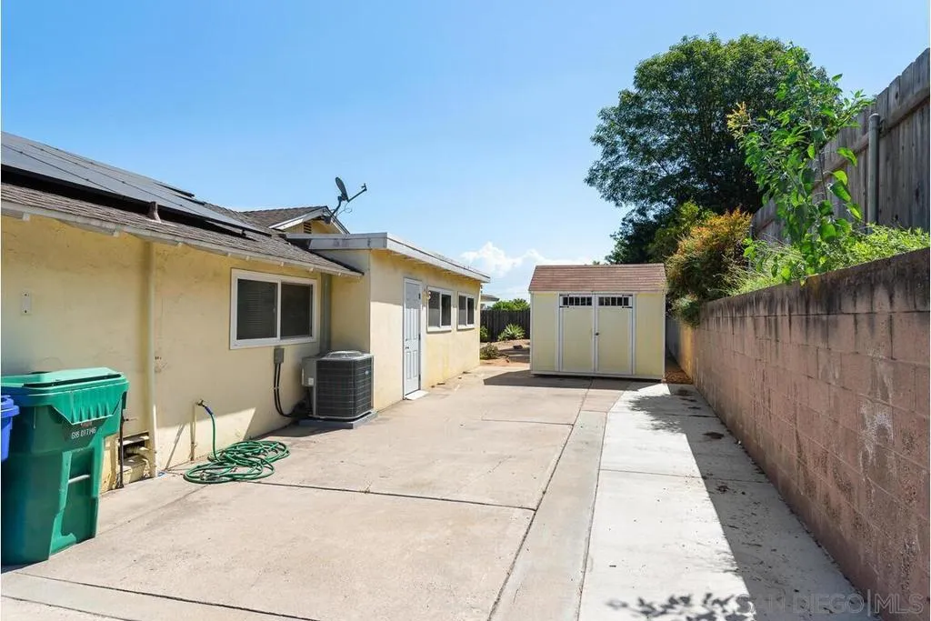 , San Diego, California 92119 home-pic-29