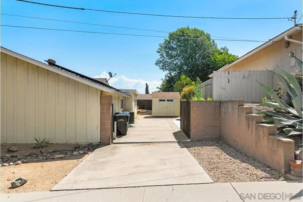 , San Diego, California 92119 home-pic-32