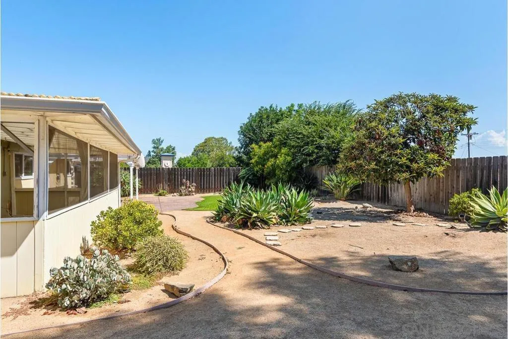 , San Diego, California 92119 home-pic-26