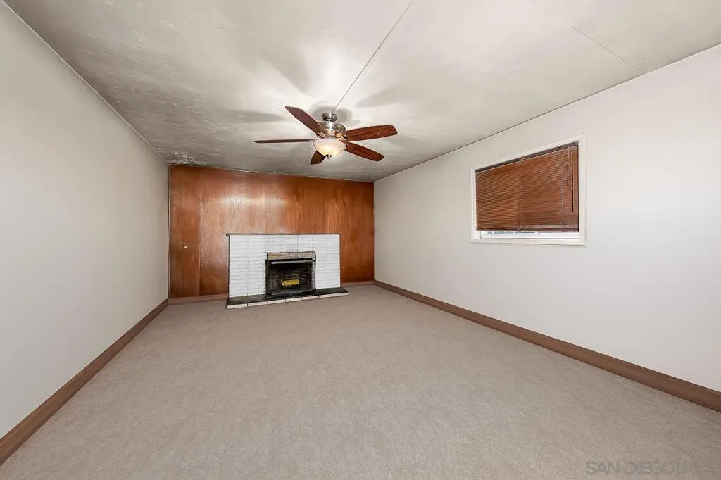 561 Spruce St, Imperial Beach, California 91932 home-pic-12