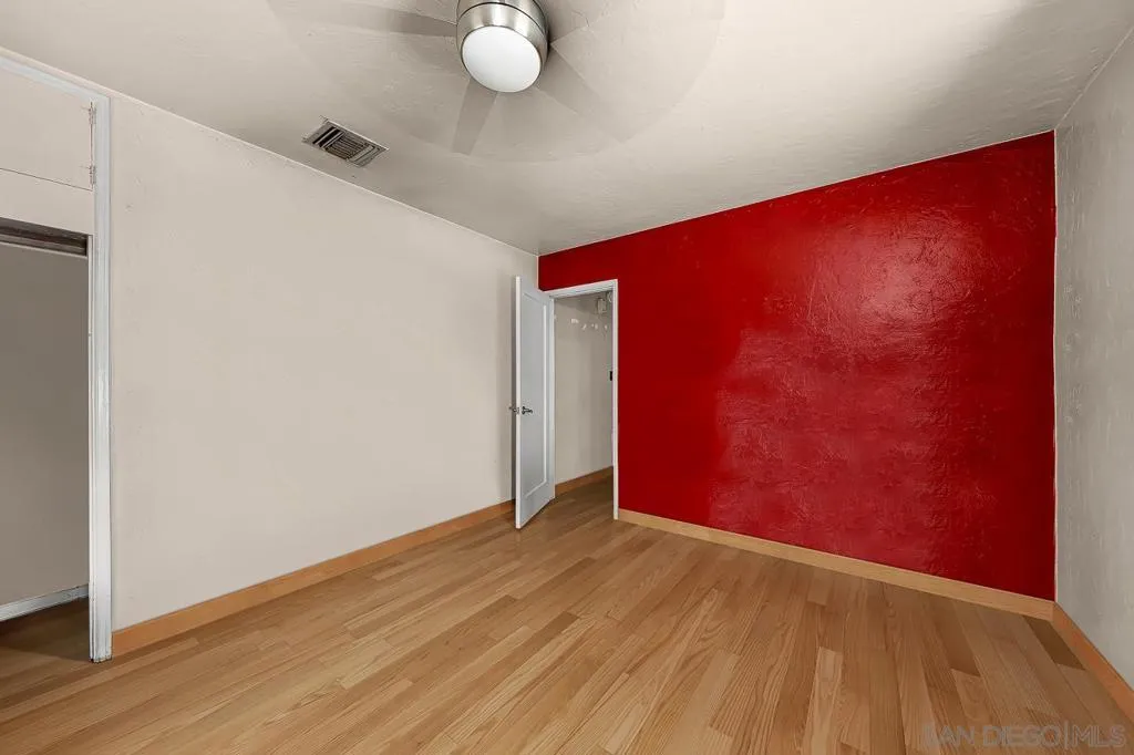 561 Spruce St, Imperial Beach, California 91932 home-pic-6