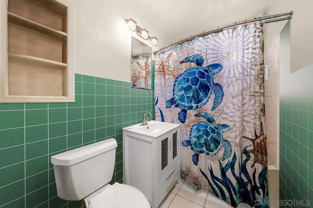 561 Spruce St, Imperial Beach, California 91932 home-pic-11