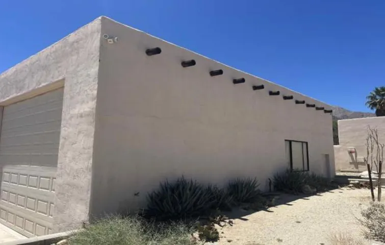 2207 Hoberg Road, Borrego Springs, California 92004