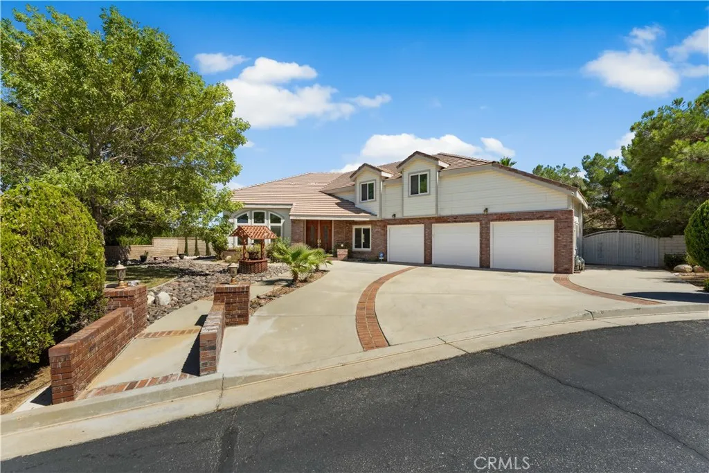 41058 Carmel Road, Palmdale, California 93551 home-pic-1