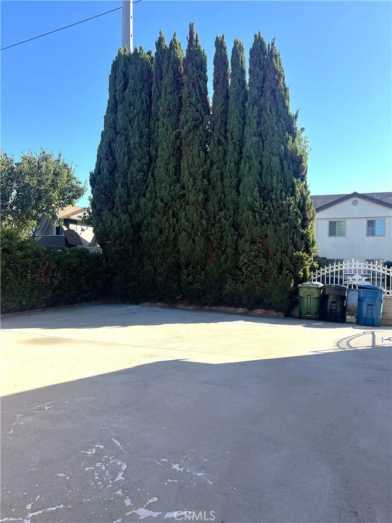 4703 W 118th Street, Hawthorne, California 90250 home-pic-25