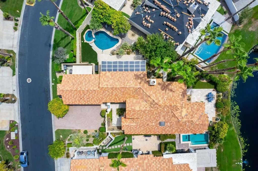 55649 Pinehurst, La Quinta, California 92253 home-pic-1