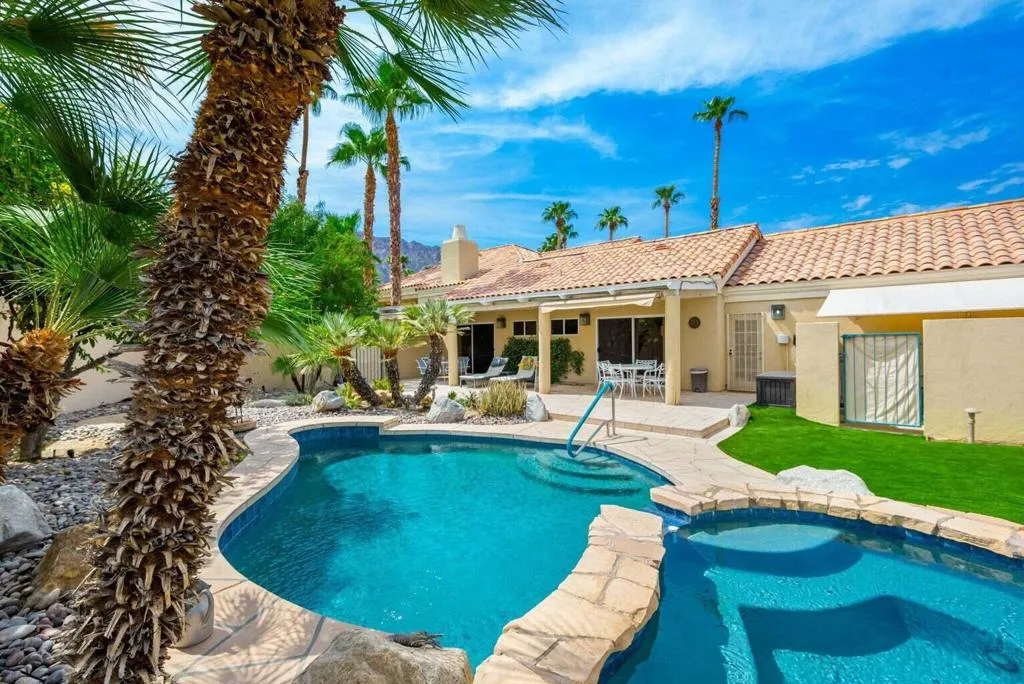 55649 Pinehurst, La Quinta, California 92253 home-pic-4