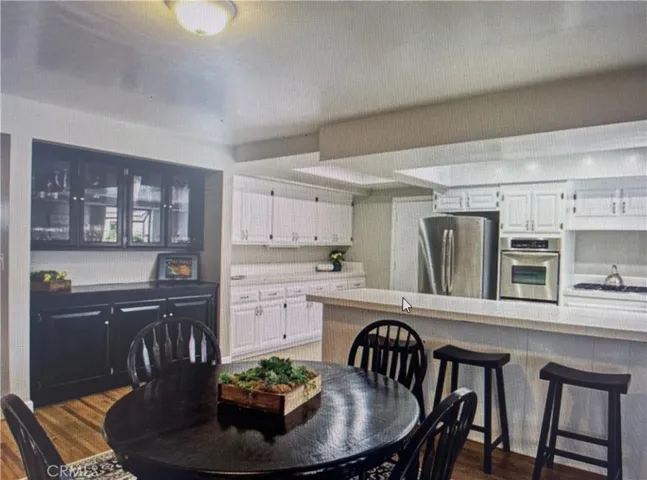 1261 Cumberland Cross Road, Santa Ana, California 92705