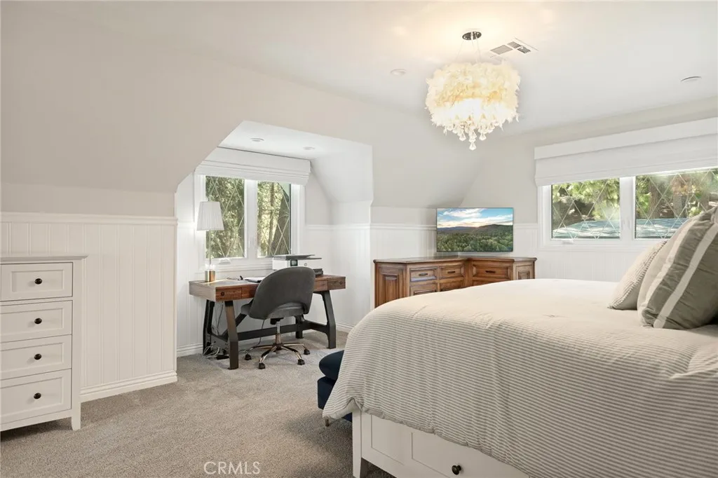 157 Brentwood Drive, Lake Arrowhead, California 92352 home-pic-32