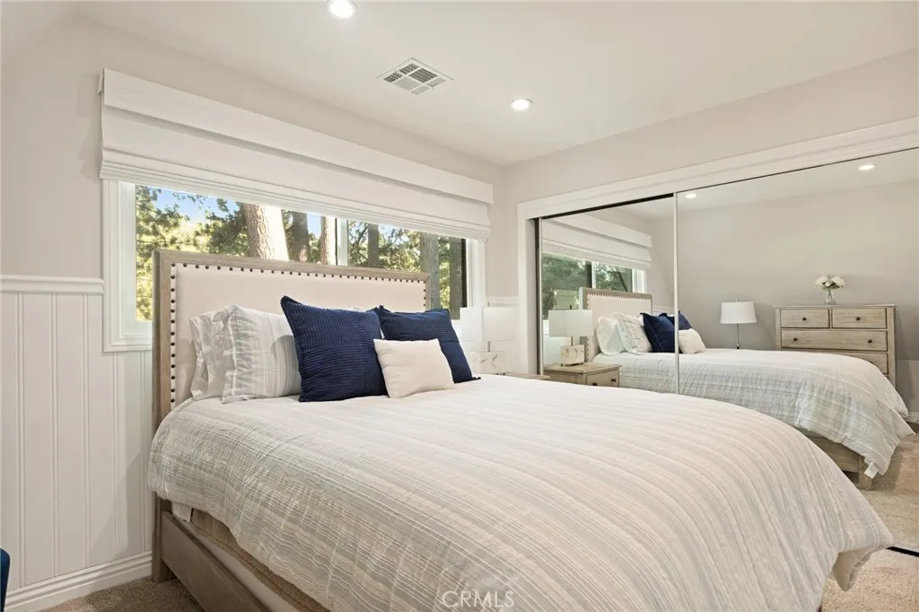 157 Brentwood Drive, Lake Arrowhead, California 92352 home-pic-42