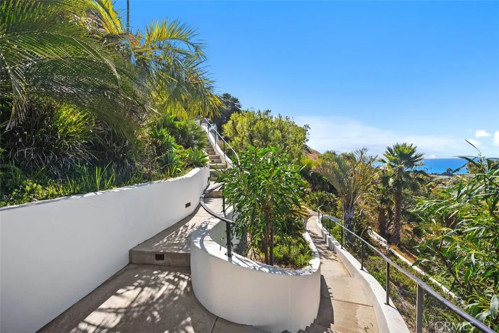 32311 Caribbean Drive, Dana Point, California 92629 home-pic-46