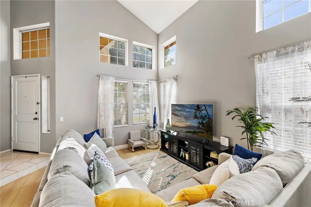 43 El Prisma, Rancho Santa Margarita, California 92688 home-pic-6