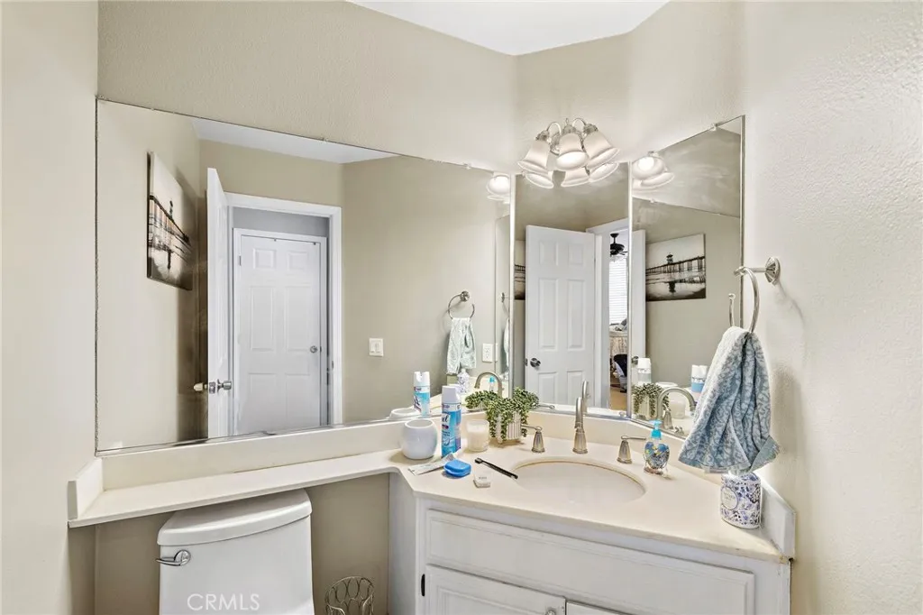 43 El Prisma, Rancho Santa Margarita, California 92688 home-pic-16