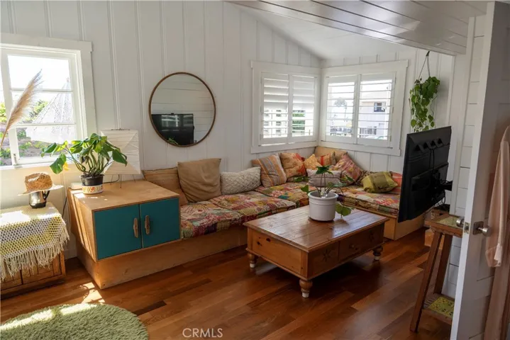 255 Center Street, Laguna Beach, California 92651
